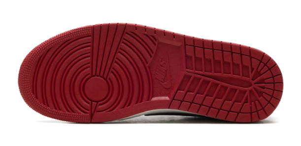 Air Jordan 1 Retro Low OG 'Chicago' (2025) HQ6998-600